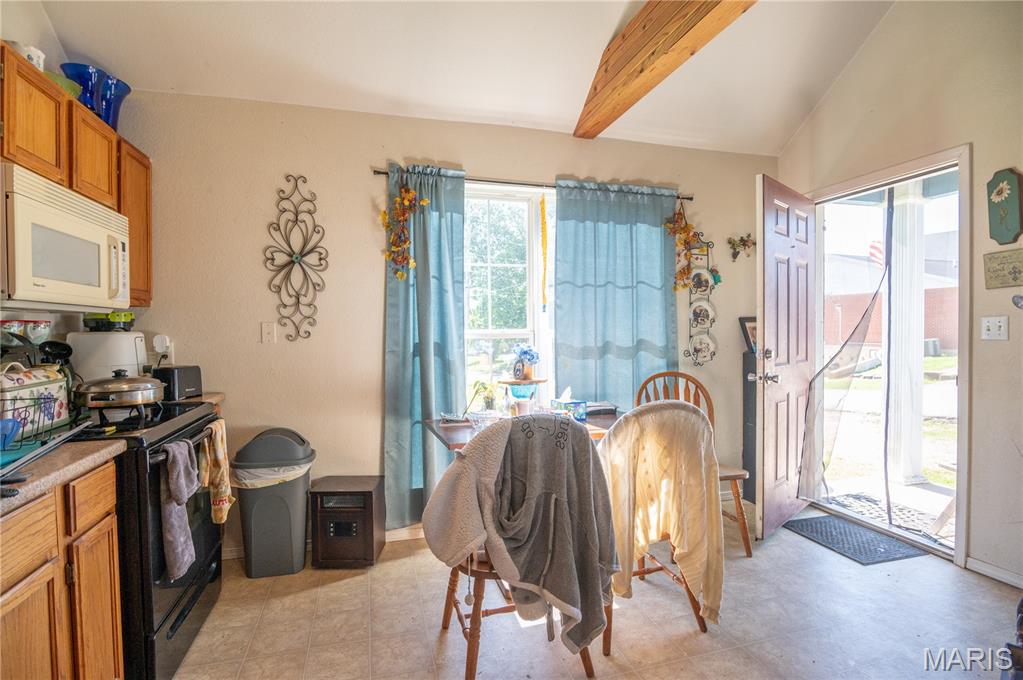 12 W Broadway Property Photo 6