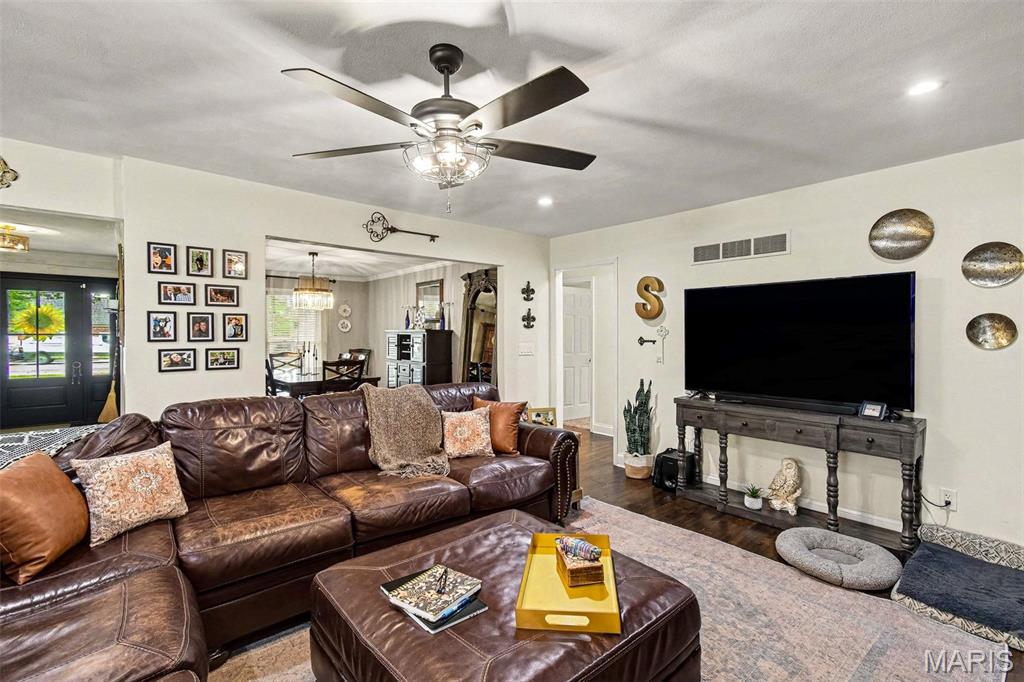 4706 Butler Hill Road Property Photo 4