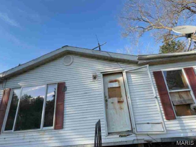 401 Hill Side Road Property Photo 1