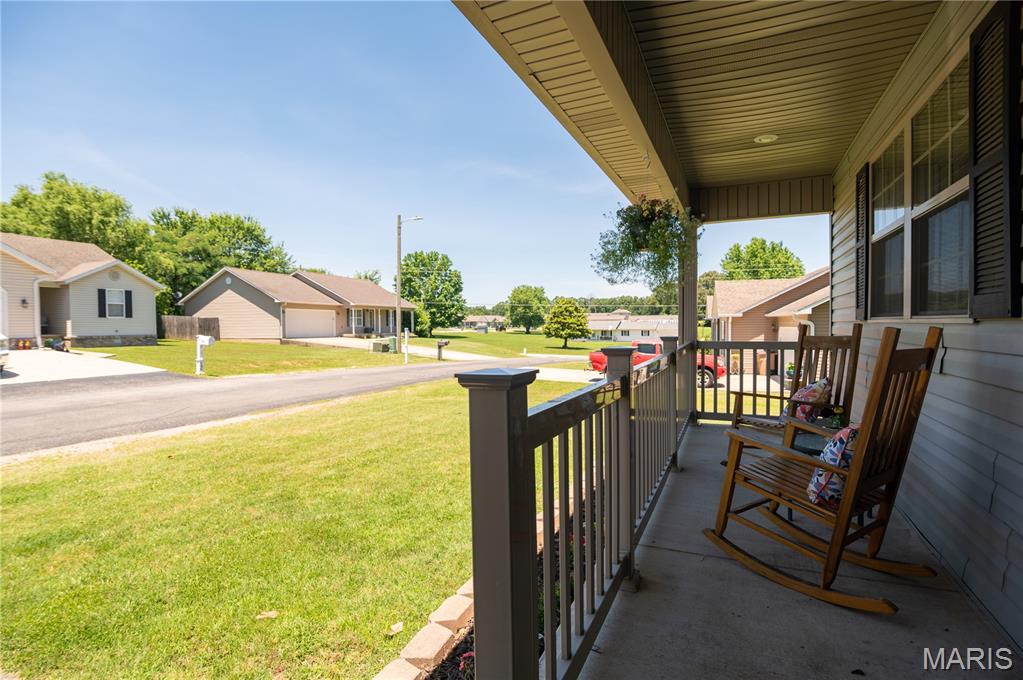 973 Sunny Valley Property Photo 4