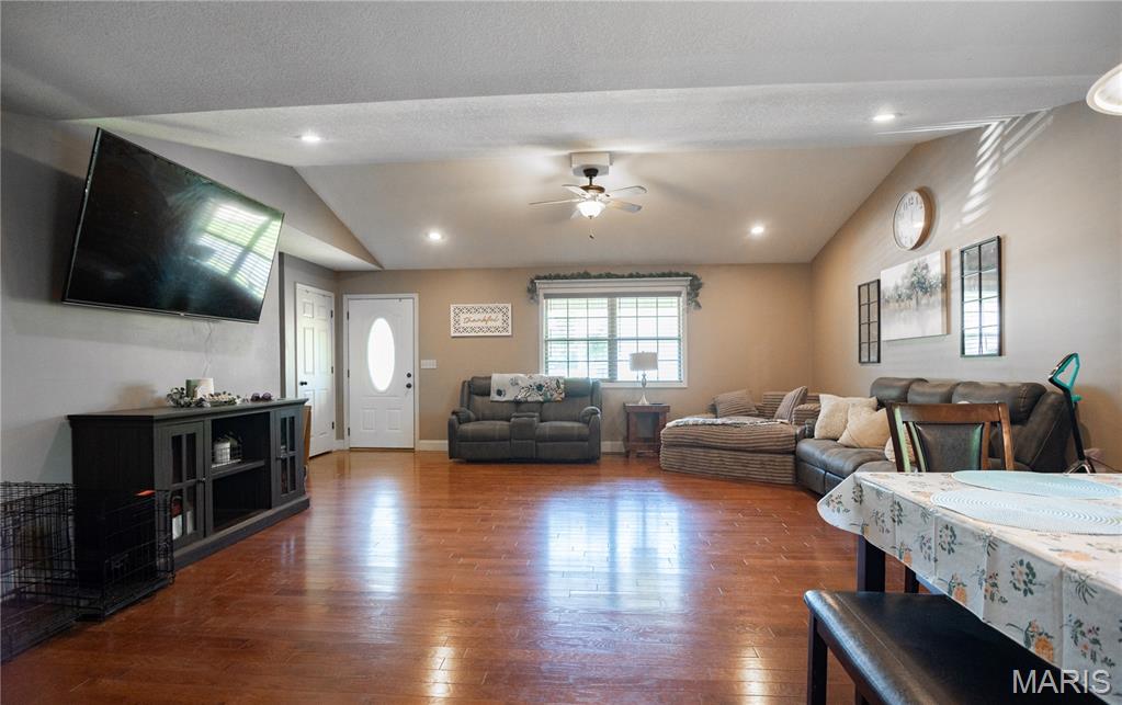 973 Sunny Valley Property Photo 16