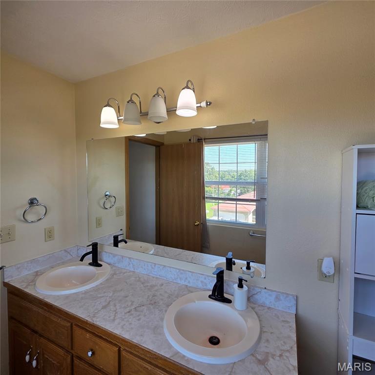 22245 Target Lane Property Photo 37