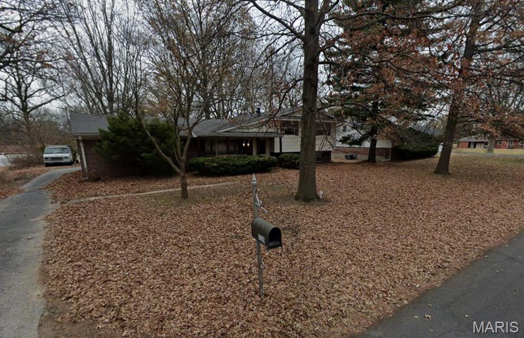 12320 Space Drive Property Photo 1