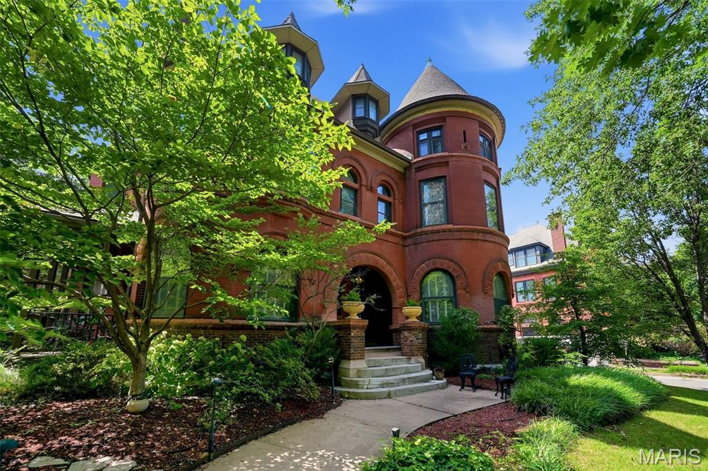 1605 Missouri Avenue Property Photo 1