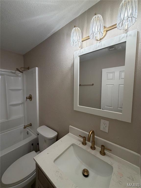 4 Lloyd Avenue Property Photo 13