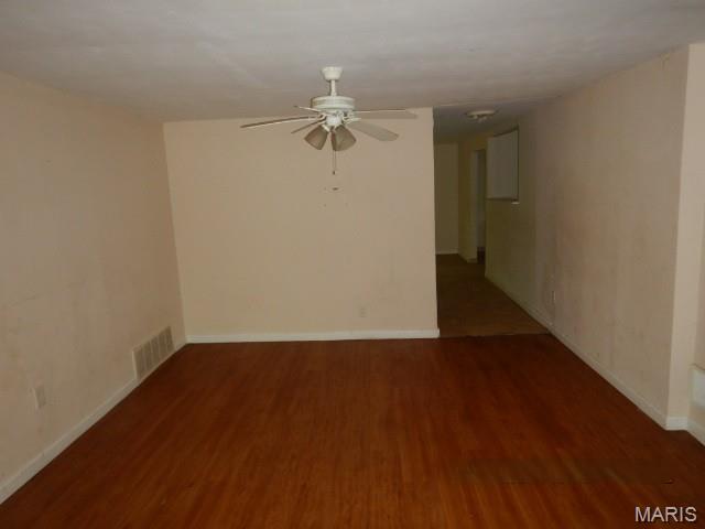10234 Count Drive Property Photo 3