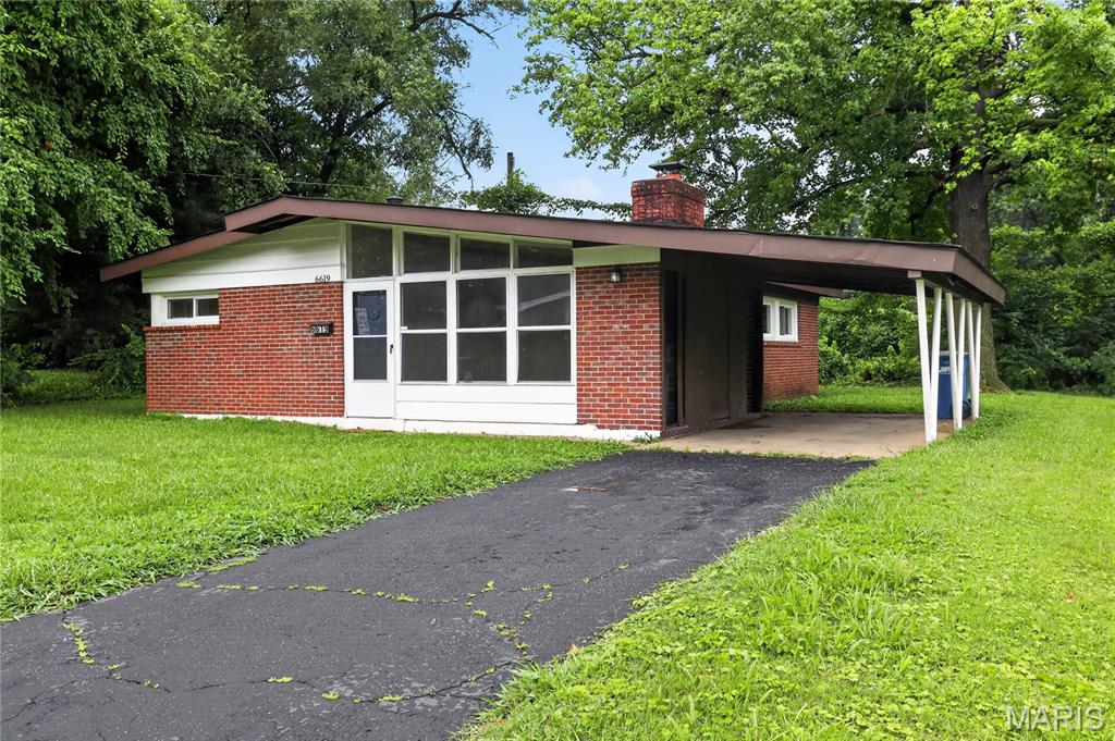 6619 Graybirch Drive Property Photo 1