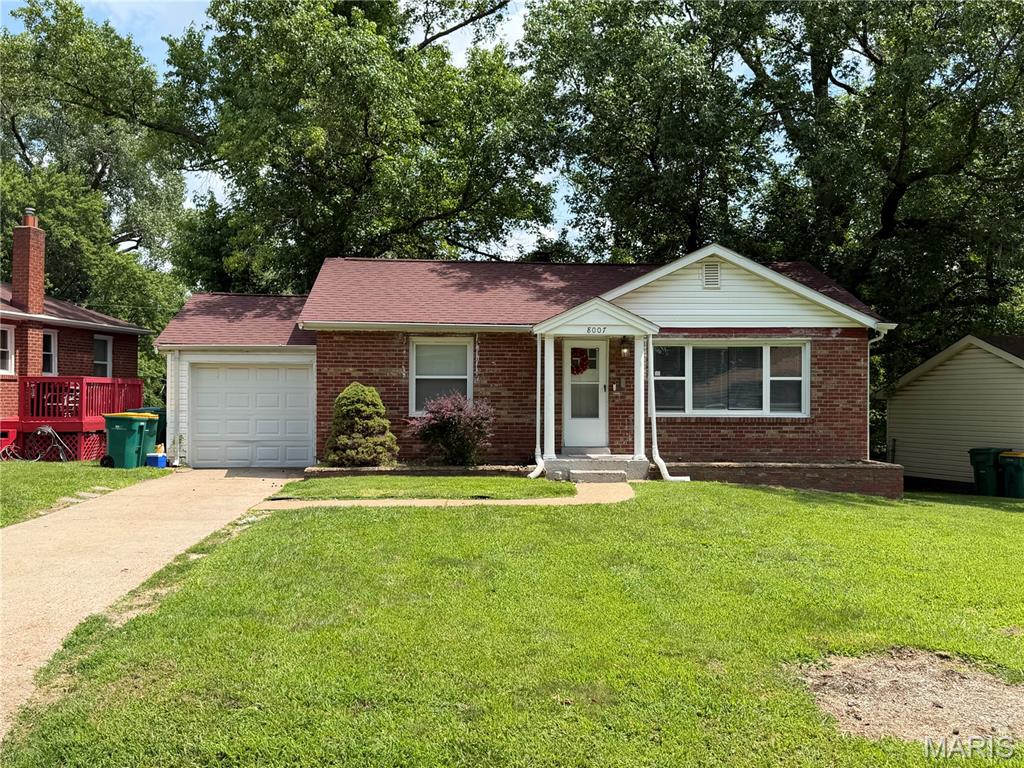 8007 Titus Road Property Photo 1