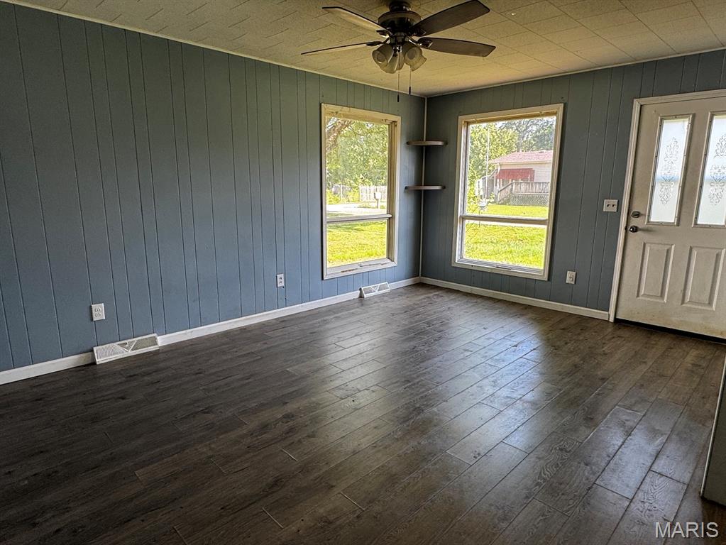 110 Navajo Street Property Photo 4