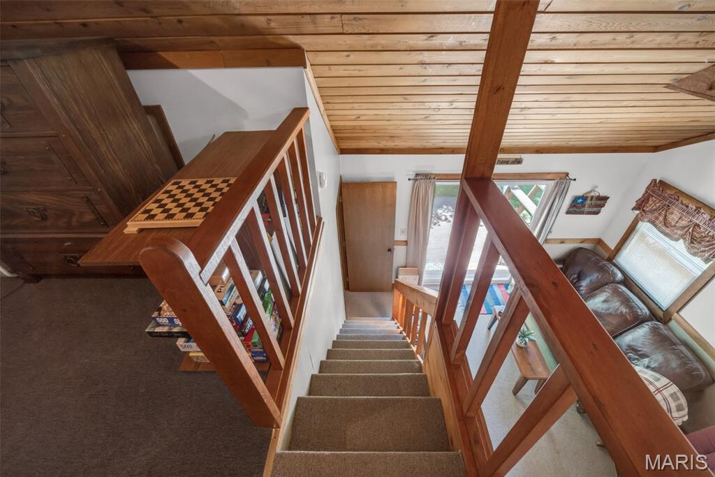 42125 Cedar Crest Place Property Photo 11