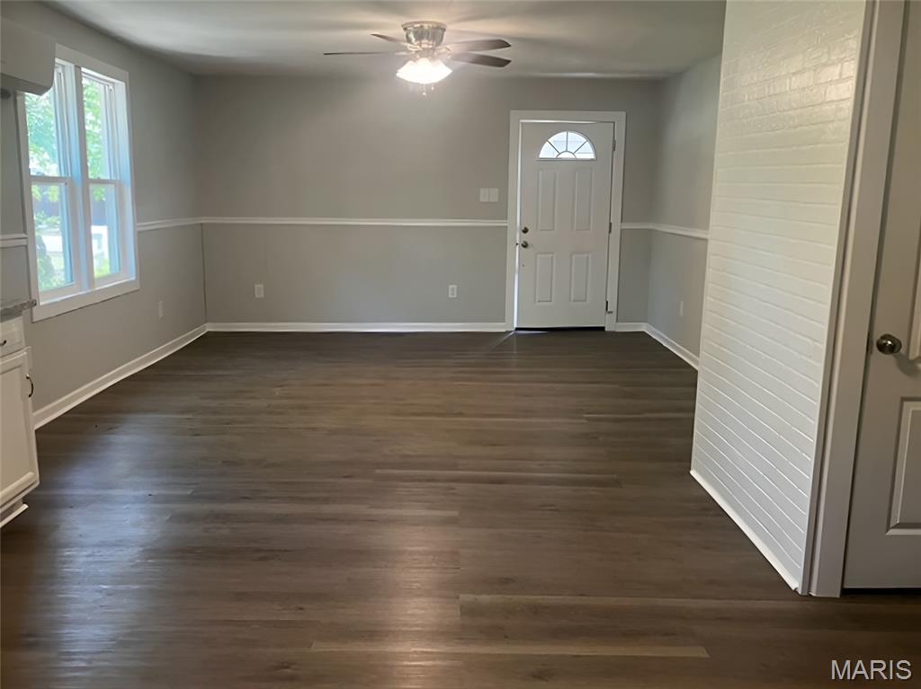 211 White Avenue Property Photo 3