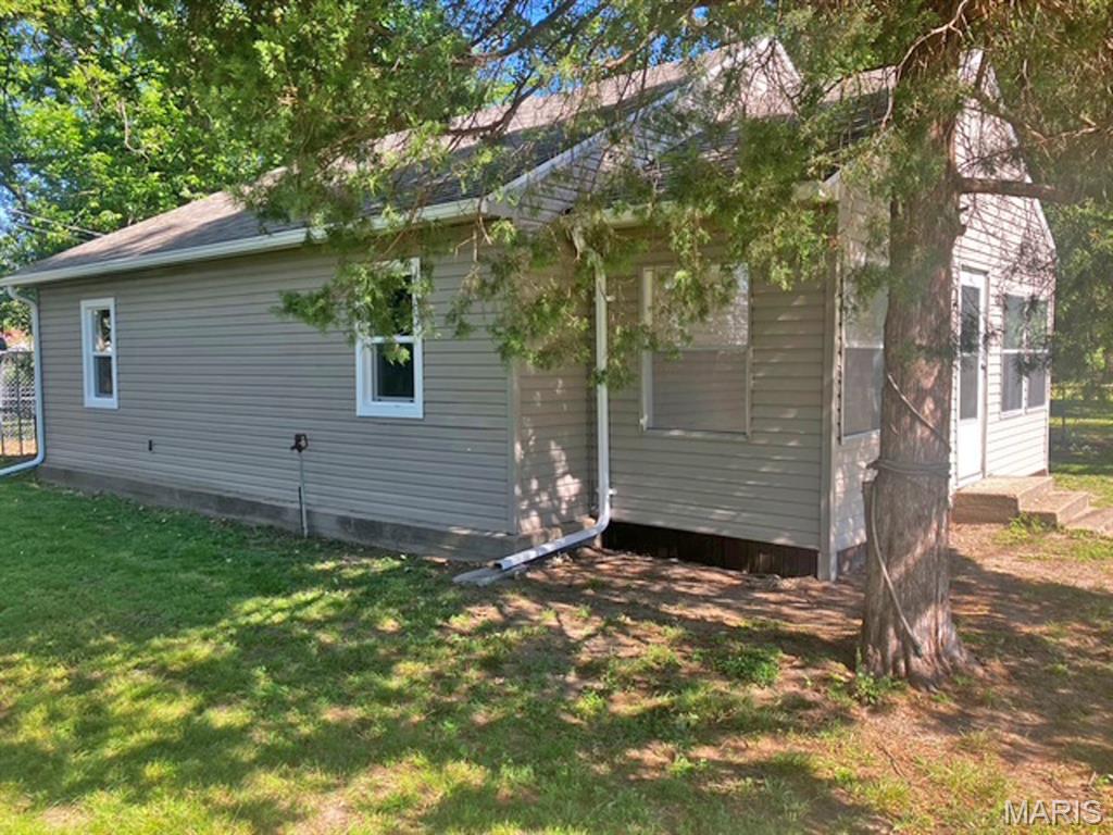 211 White Avenue Property Photo 9