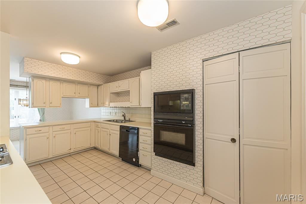 14308 Conway Meadows Court 201 Property Photo 17
