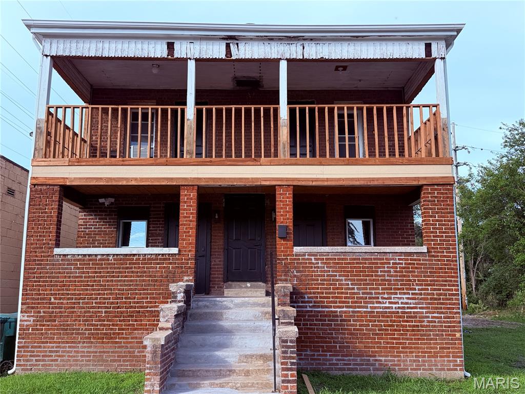 1905 Bond Avenue Property Photo 1