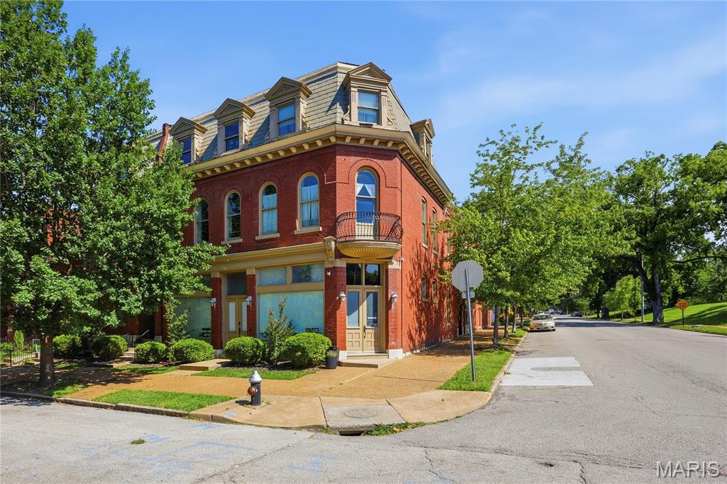 1901 Utah Street 9