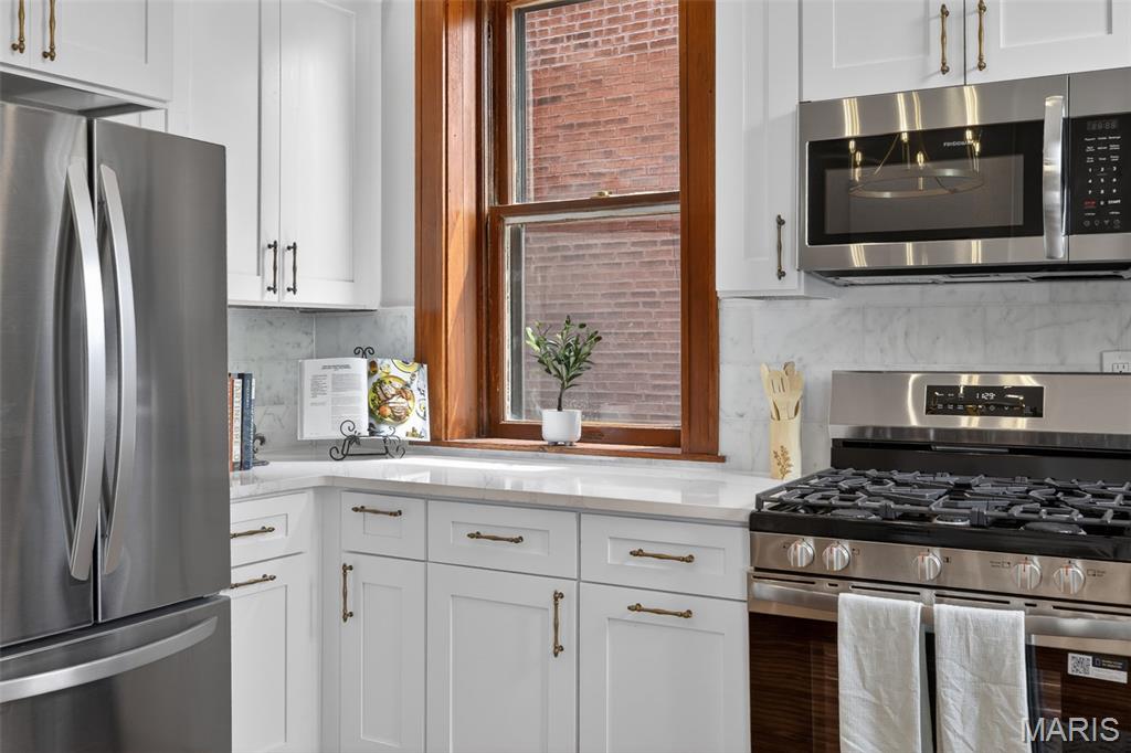 4546 Washington Boulevard Property Photo 19