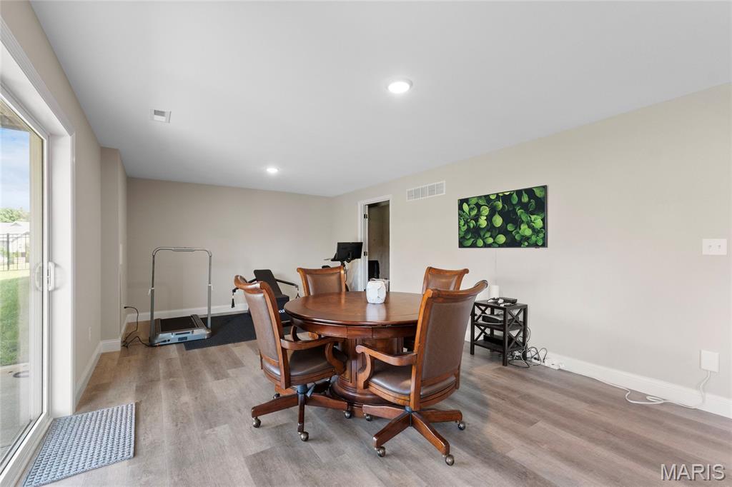 509 Spruce Hollow Court Property Photo 17