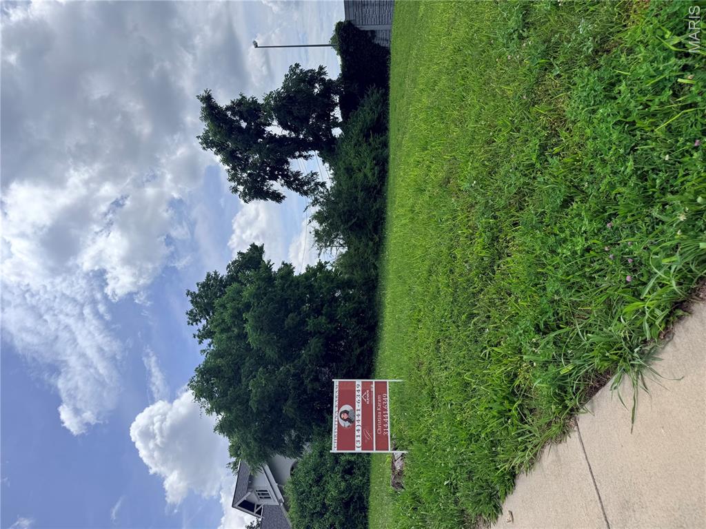 7468 Warner Avenue Property Photo 2