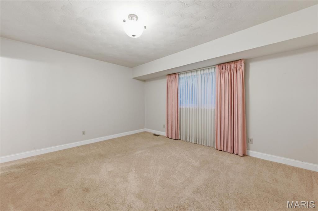 537 Huntercreek Ridge Court Property Photo 16