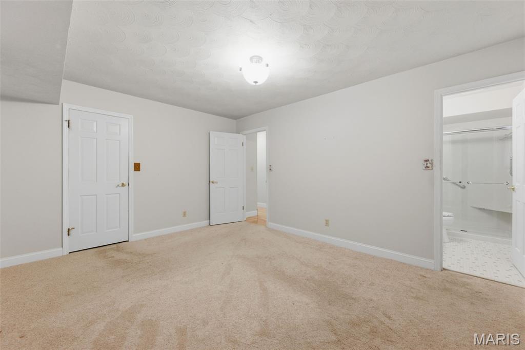 537 Huntercreek Ridge Court Property Photo 17