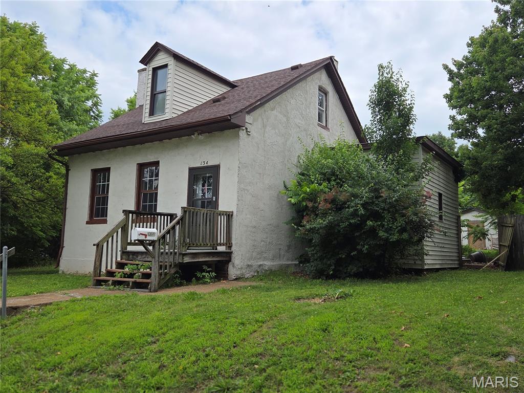 134 N Douglas Avenue Property Photo 1