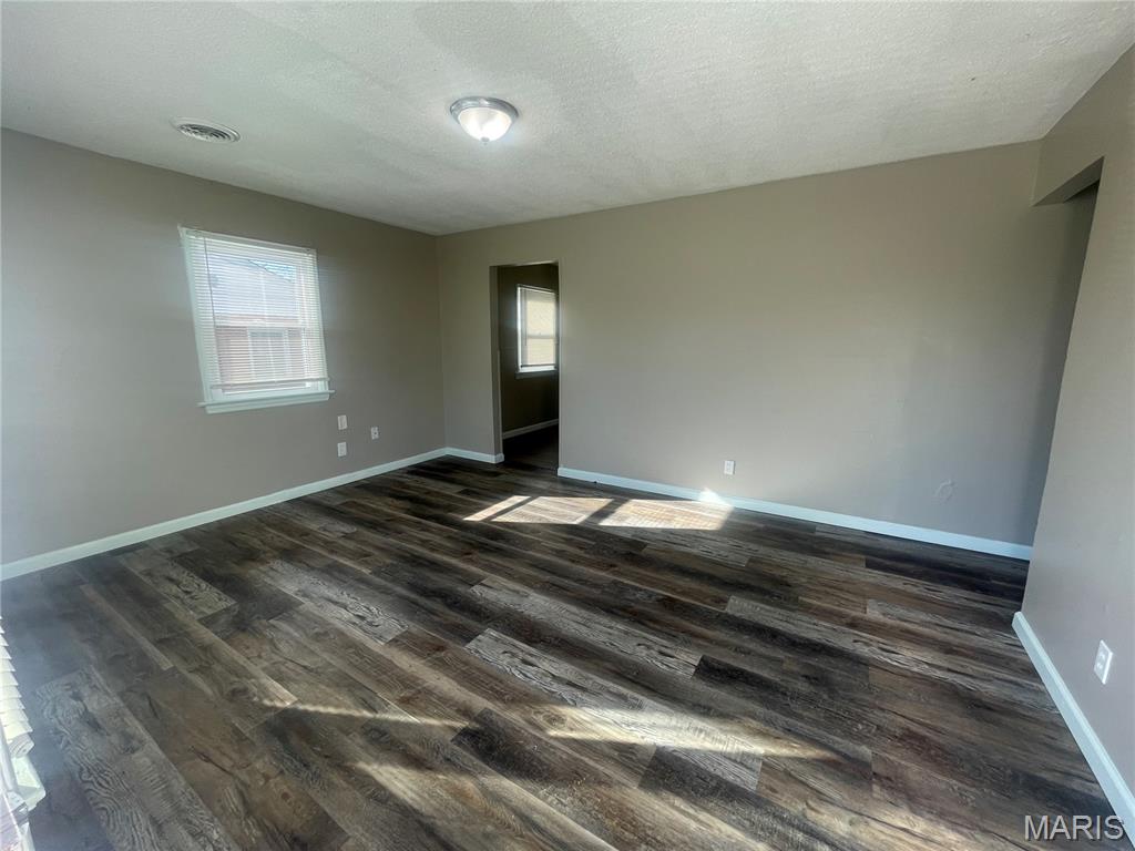4507 Ashby Road Property Photo 5