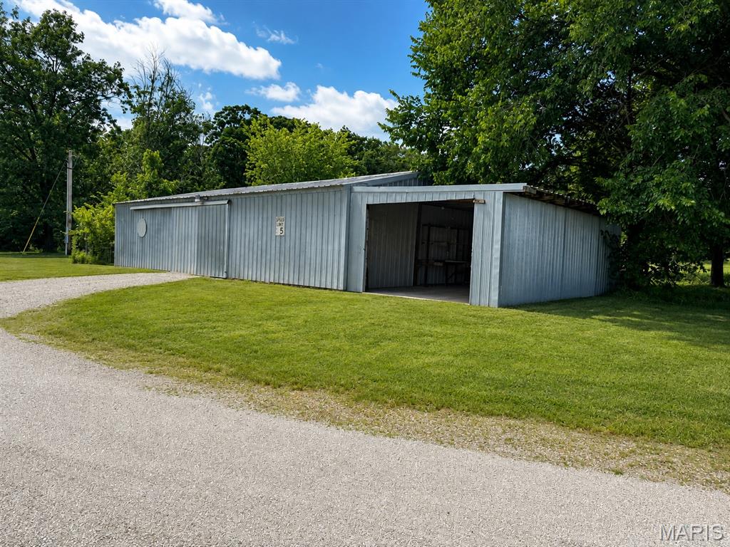 8107 State Highway 185 Property Photo 5