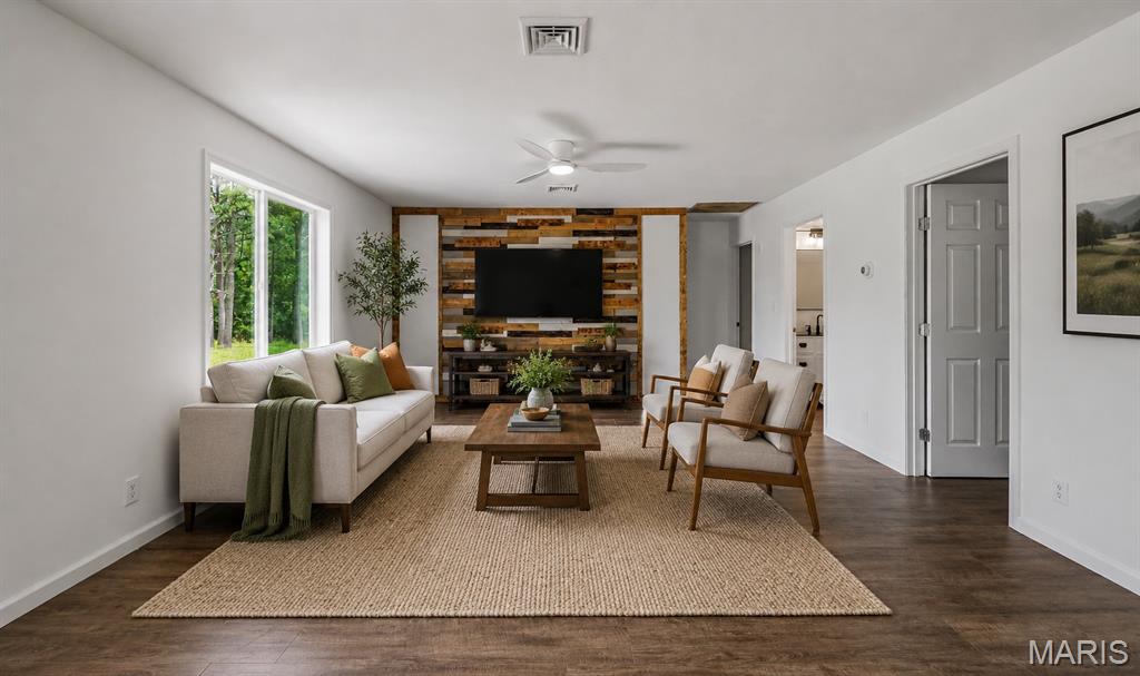 8107 State Highway 185 Property Photo 9