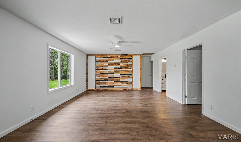 8107 State Highway 185 Property Photo 10