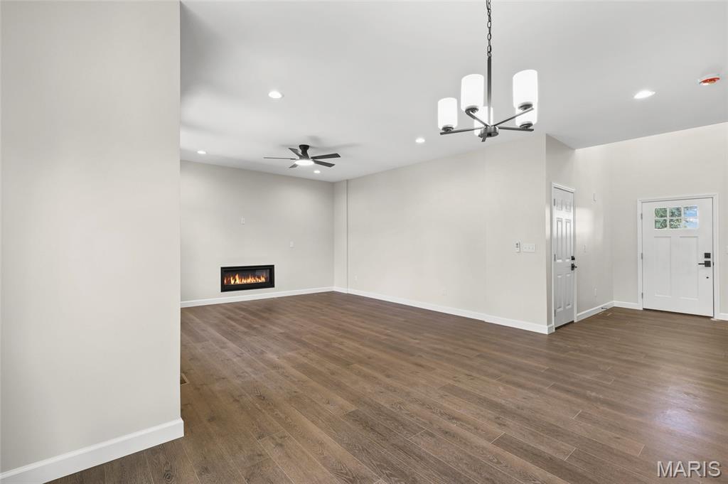 300 Vest Avenue Property Photo 16