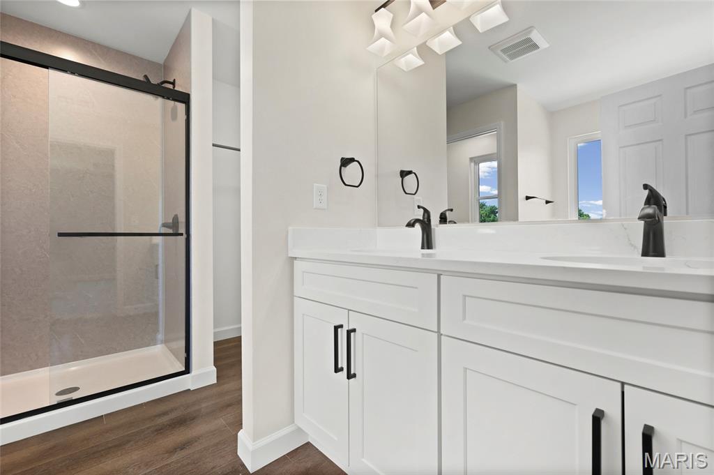 300 Vest Avenue Property Photo 21