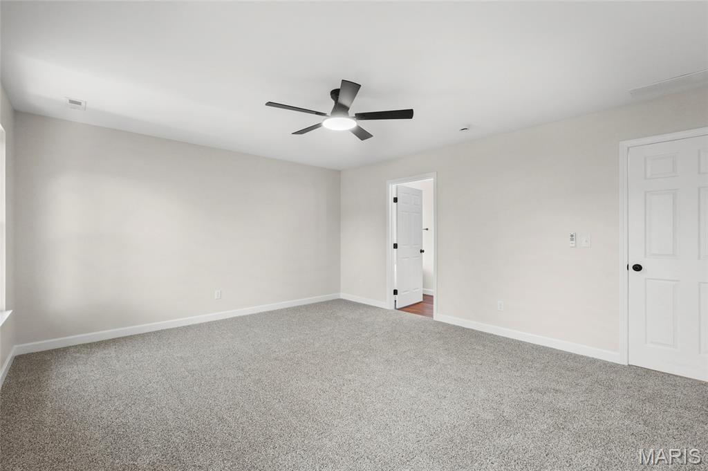 300 Vest Avenue Property Photo 32