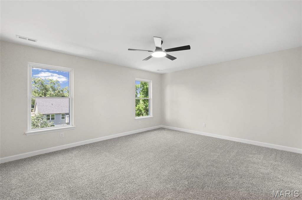 300 Vest Avenue Property Photo 37
