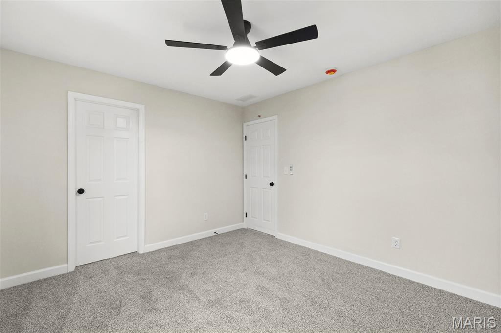 300 Vest Avenue Property Photo 39