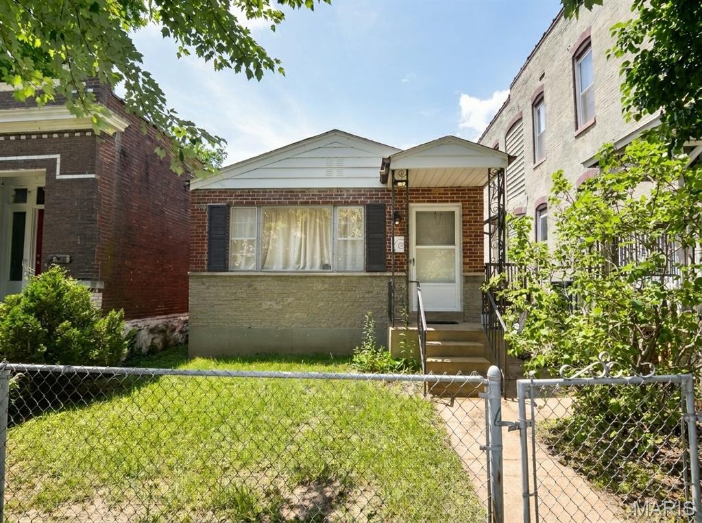 4649 Oregon Avenue Property Photo 1