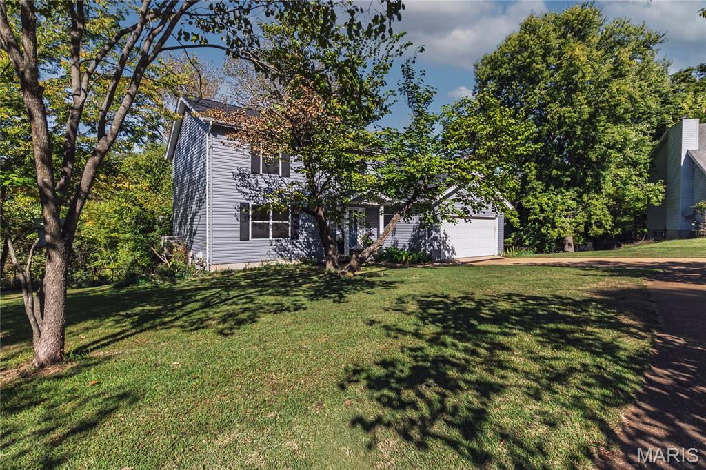 3511 Saint Martin Drive Property Photo 3