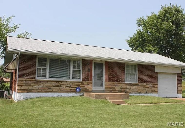 1277 Admiral Drive Property Photo 1