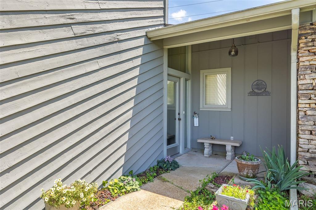 3 Shadowbrook Drive Property Photo 2