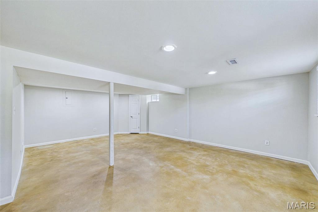 656 Nancy Drive Property Photo 13
