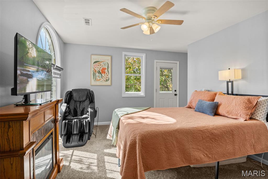 21 Jonathan Court Property Photo 17