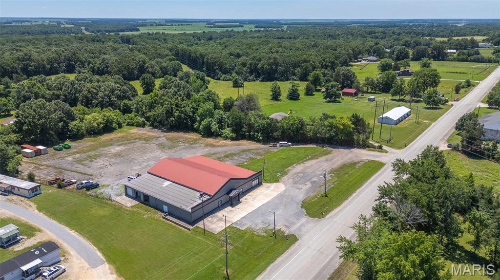 602 E Outer Road Property Photo 3