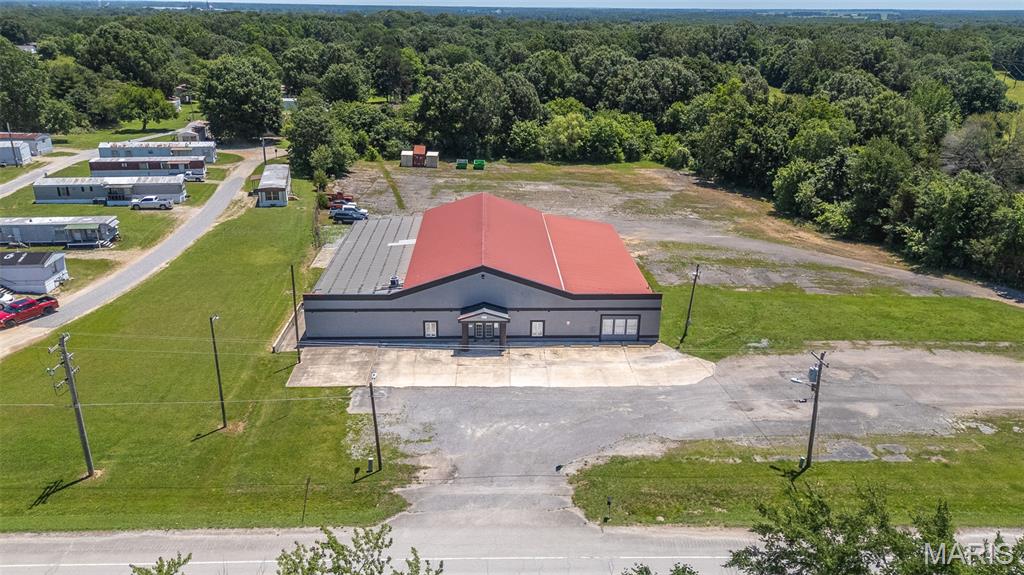 602 E Outer Road Property Photo 4