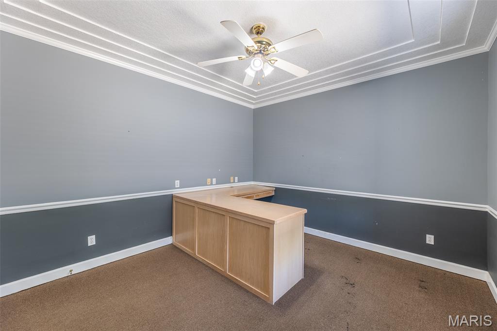 602 E Outer Road Property Photo 16