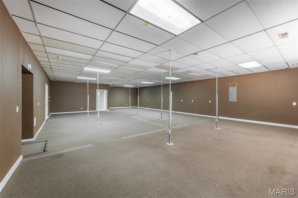 602 E Outer Road Property Photo 17