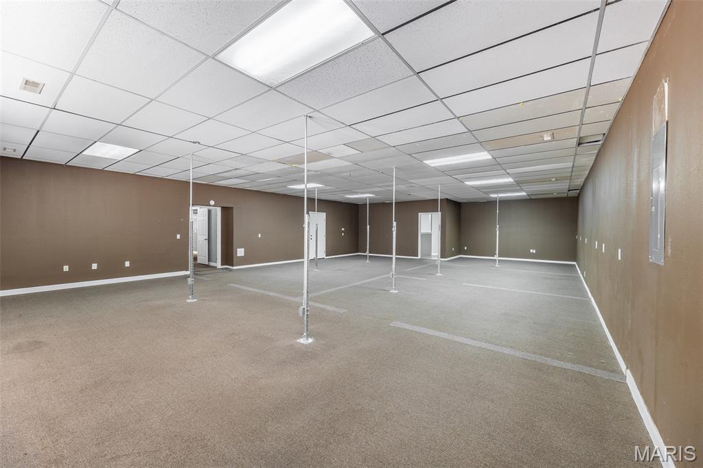 602 E Outer Road Property Photo 18