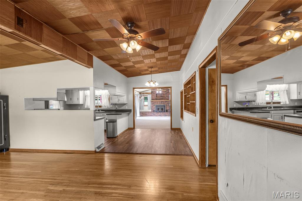 1131 Corinne Street Property Photo 19