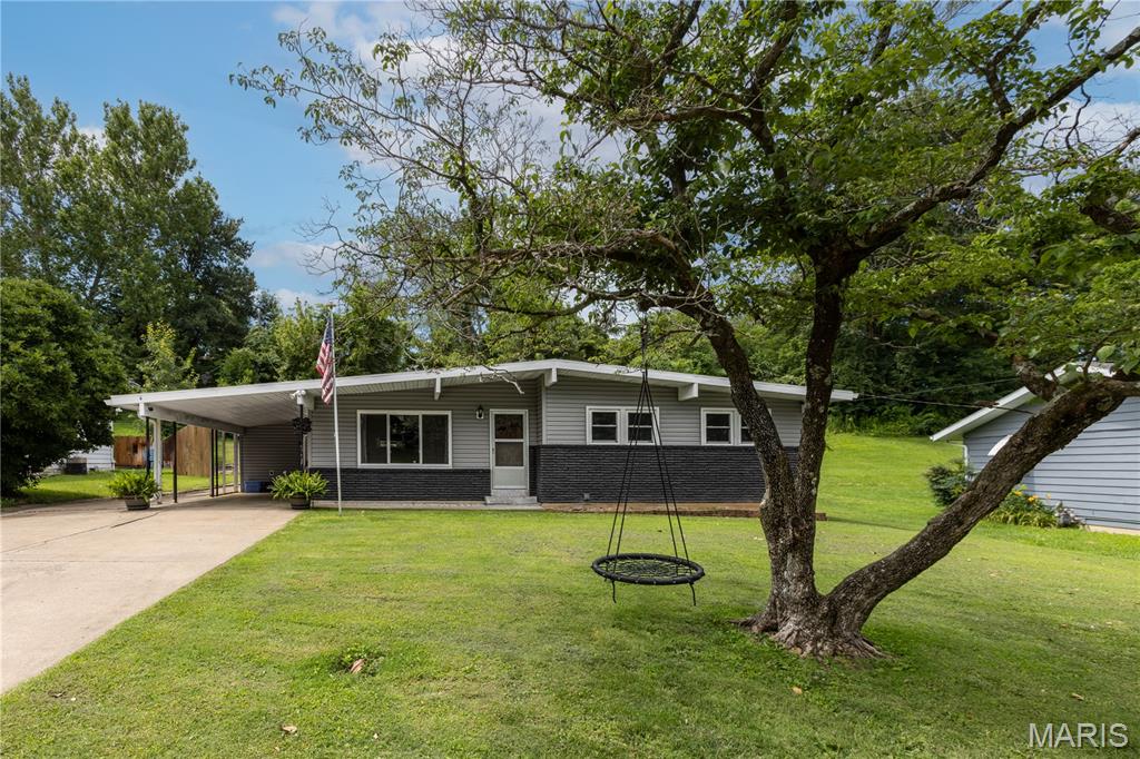 1131 Corinne Street Property Photo 31