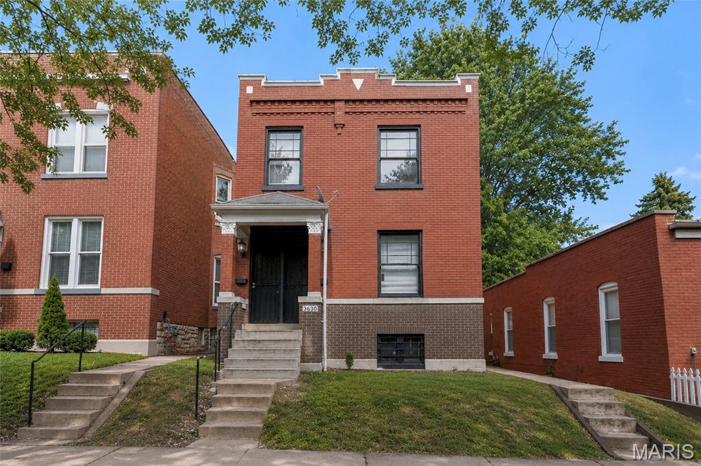 3630 Iowa Avenue Property Photo 1