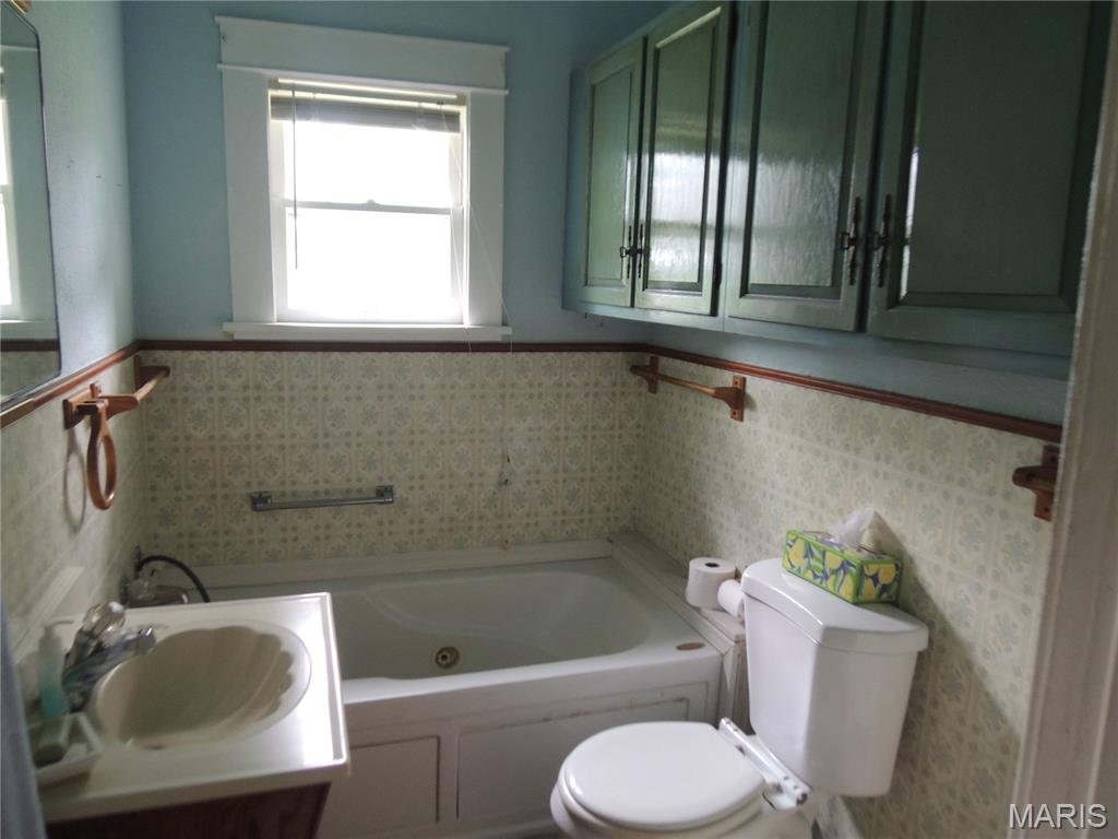 26036238 Property Photo 9
