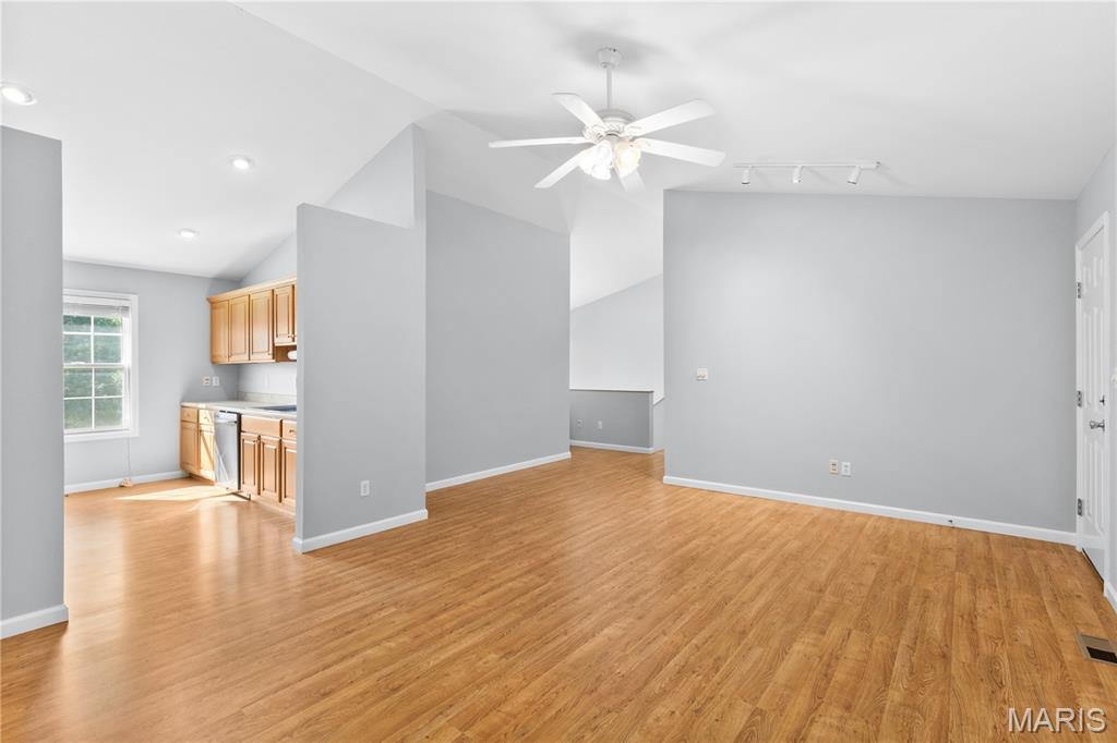 635 Elm Street Property Photo 5